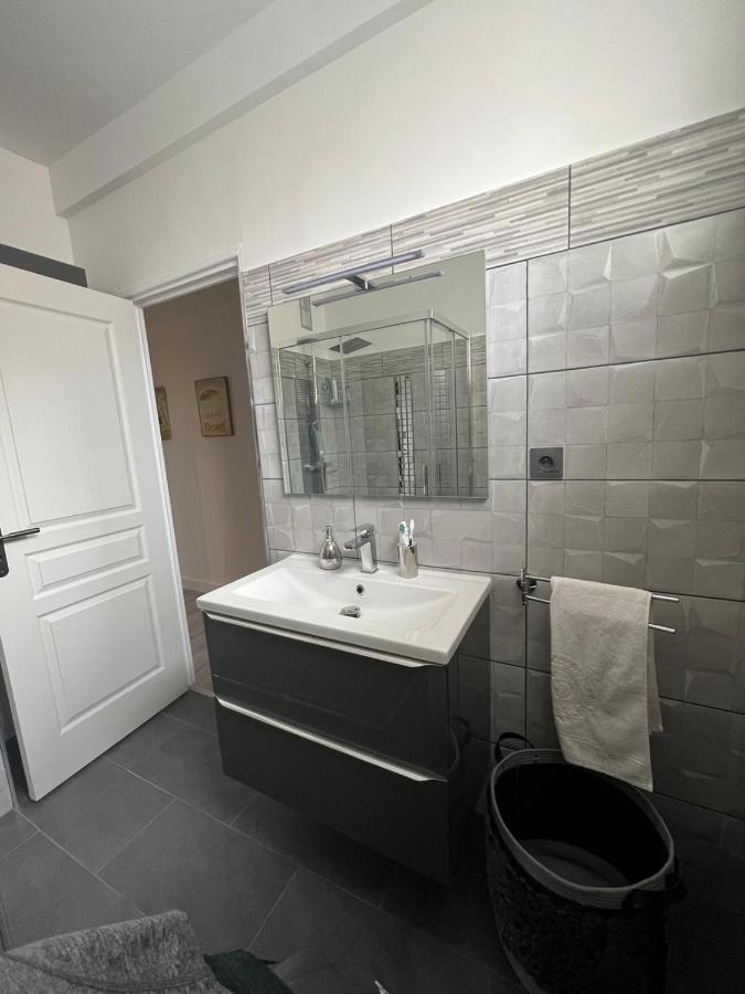 Gorgeous 2 Bedrooms Holiday Apartement Niza Exterior foto