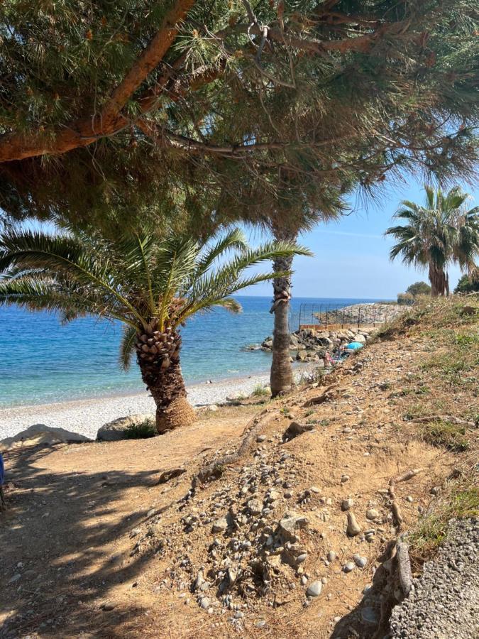 Gorgeous 2 Bedrooms Holiday Apartement Niza Exterior foto